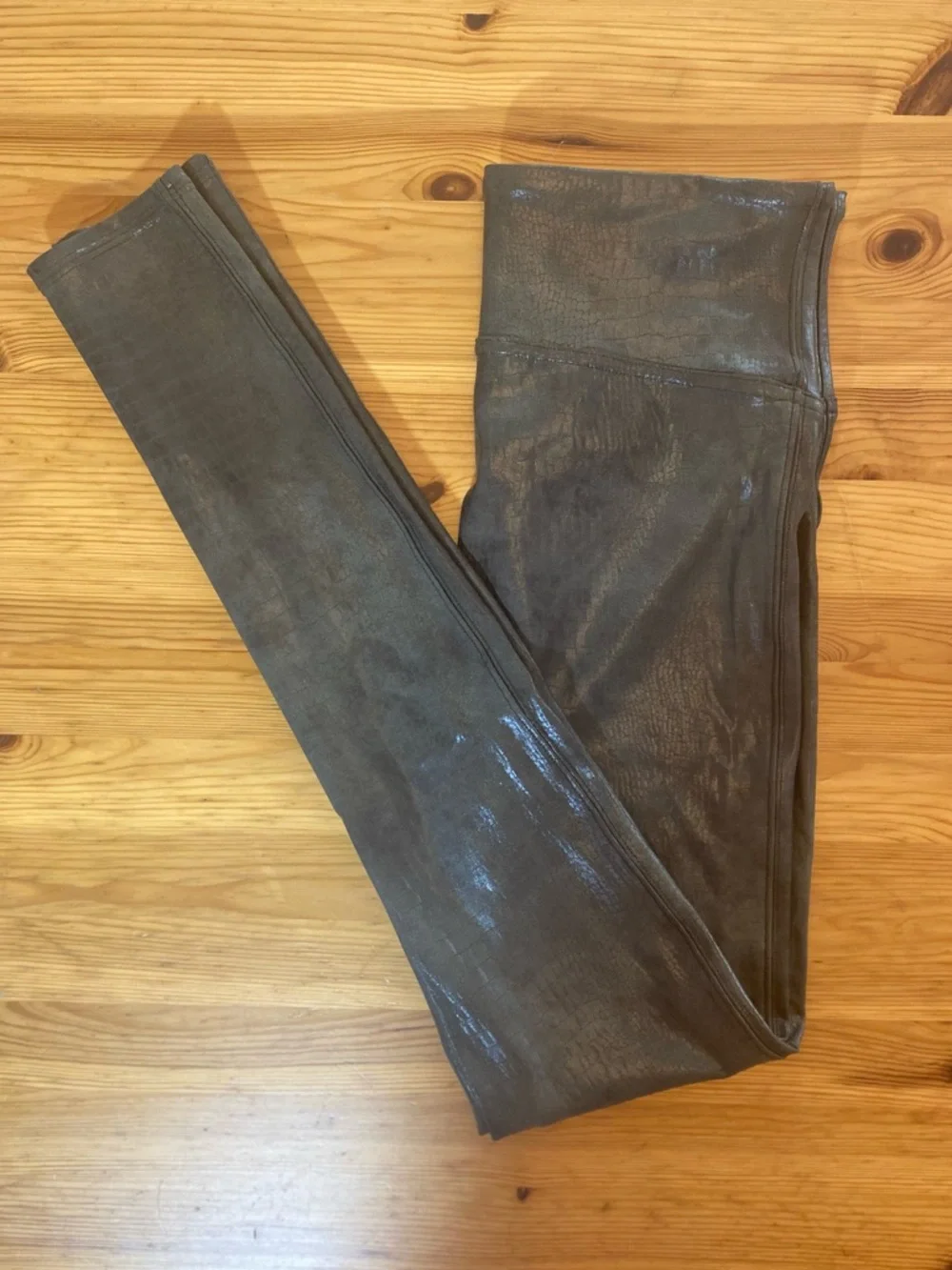 Spanx Faux Leather Croc Embossed Leggings Dark Olive High Rise Slim Fit Size M